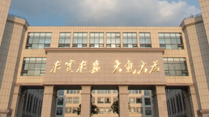 高放电电流法拉电容：关键参数与选型要点**