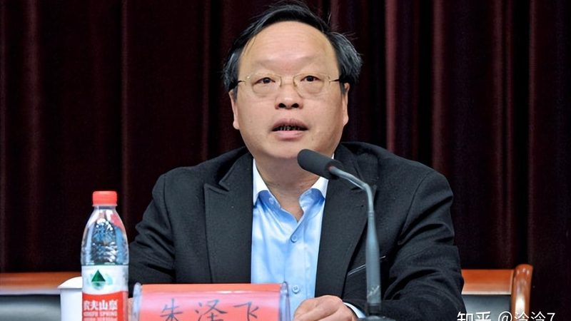 指针万用表测三极管：操作步骤与注意事项**